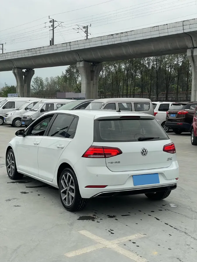 2020 Volkswagen Golf 1.4T 150HP L4 7DCT,autocango,china used car exporter,china ev exporter,chinese used car exporter,chinese used ev exporter