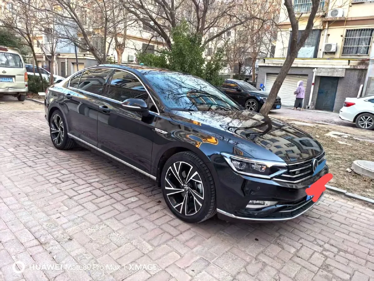 2020 Volkswagen Magotan 2.0T 186HP L4 7DCT,autocango,china used car exporter,china ev exporter,chinese used car exporter,chinese used ev exporter