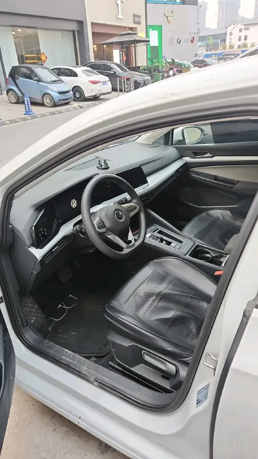 2021 Volkswagen Golf 1.2T 116HP L4 7DCT,autocango,china used car exporter,china ev exporter,chinese used car exporter,chinese used ev exporter