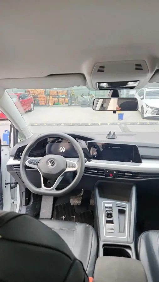 2021 Volkswagen Golf 1.2T 116HP L4 7DCT,autocango,china used car exporter,china ev exporter,chinese used car exporter,chinese used ev exporter