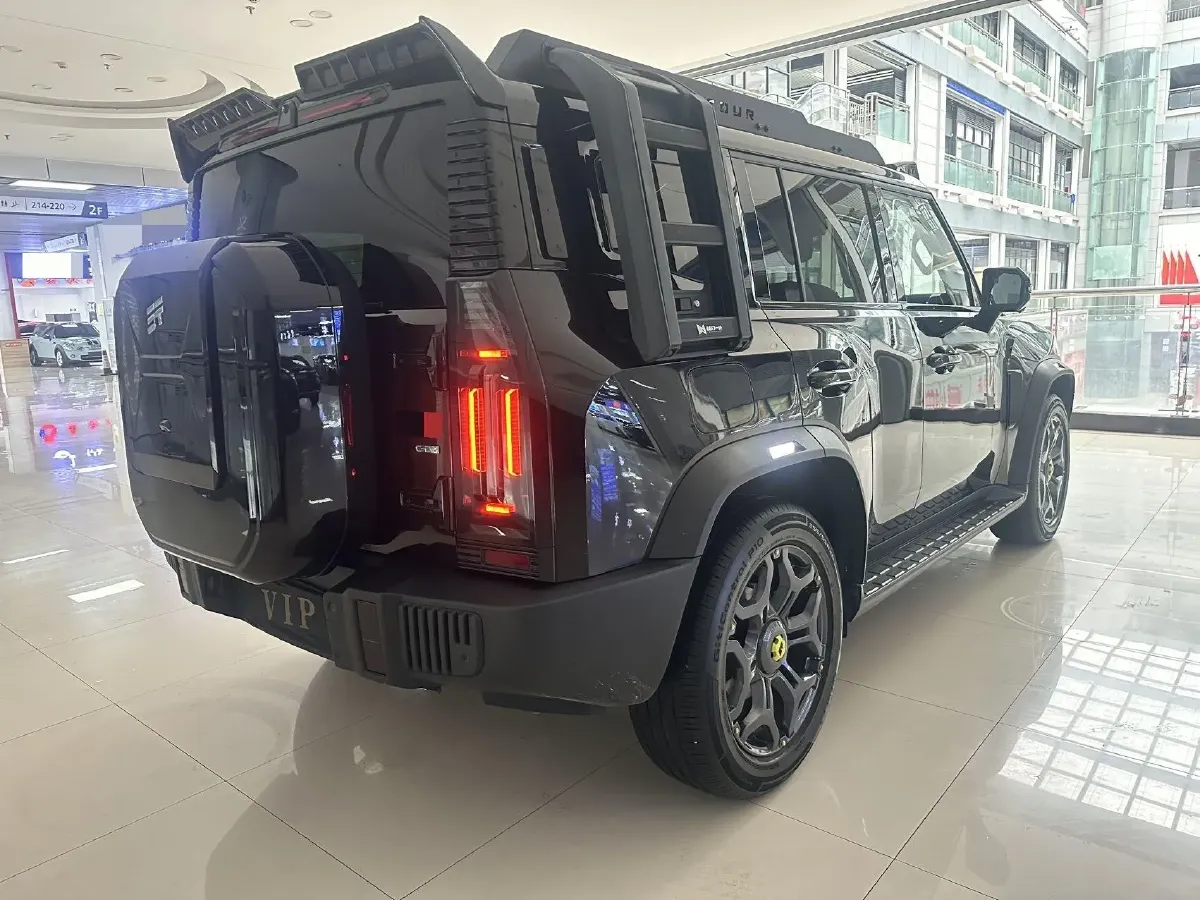 2024 Jetour ShanHai TravellerC-DM 1.5T 156HP L4 3DHT PHEV 43.24KWH,autocango,china used car exporter,china ev exporter,chinese used car exporter,chinese used ev exporter