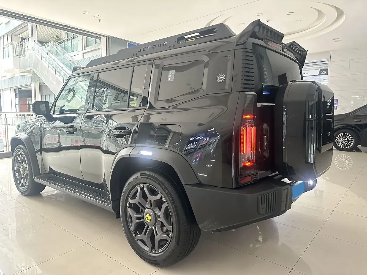 2024 Jetour ShanHai TravellerC-DM 1.5T 156HP L4 3DHT PHEV 43.24KWH,autocango,china used car exporter,china ev exporter,chinese used car exporter,chinese used ev exporter