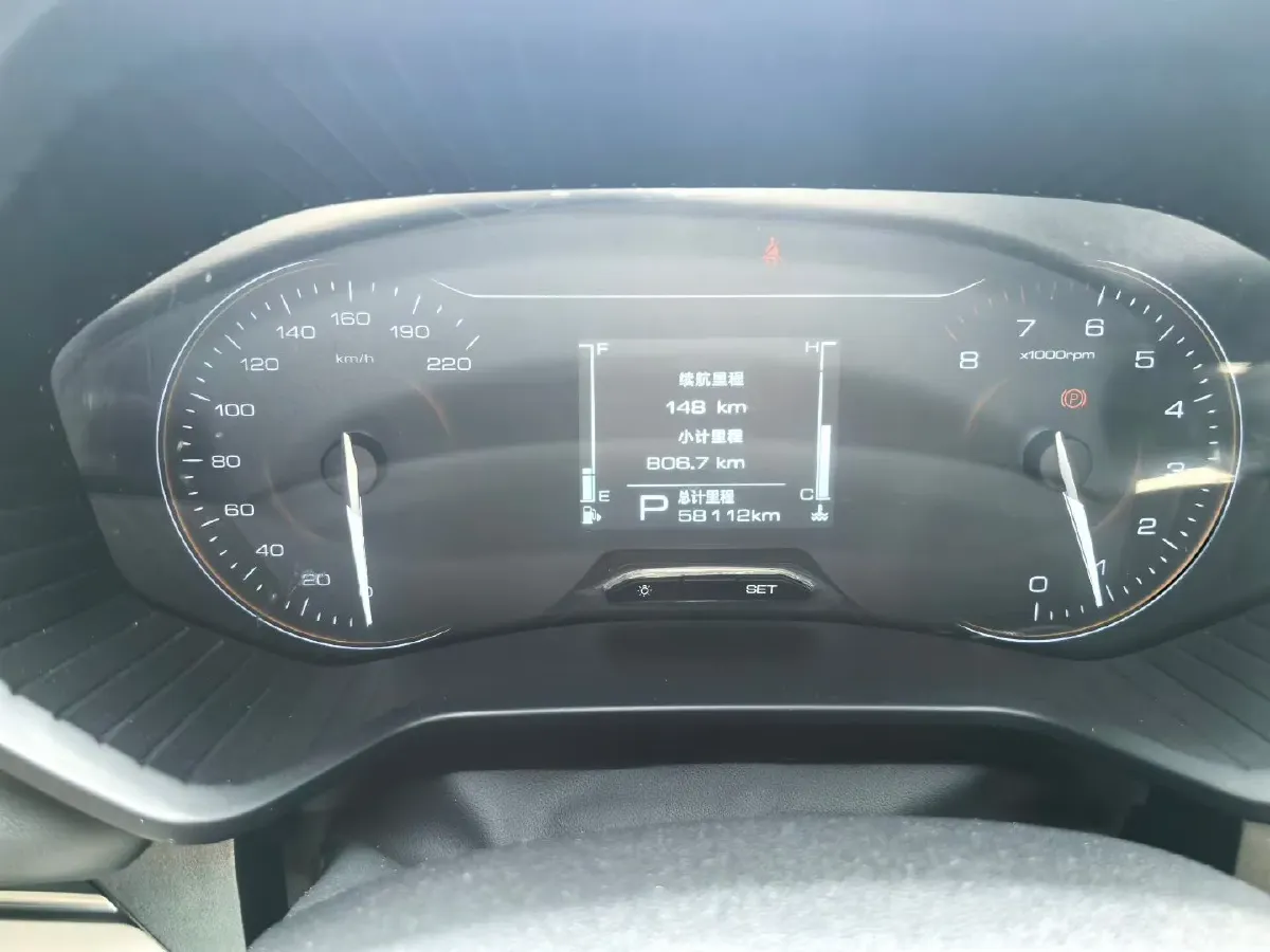 2022 Venucia T60 1.6L 126HP L4 CVT,autocango,china used car exporter,china ev exporter,chinese used car exporter,chinese used ev exporter