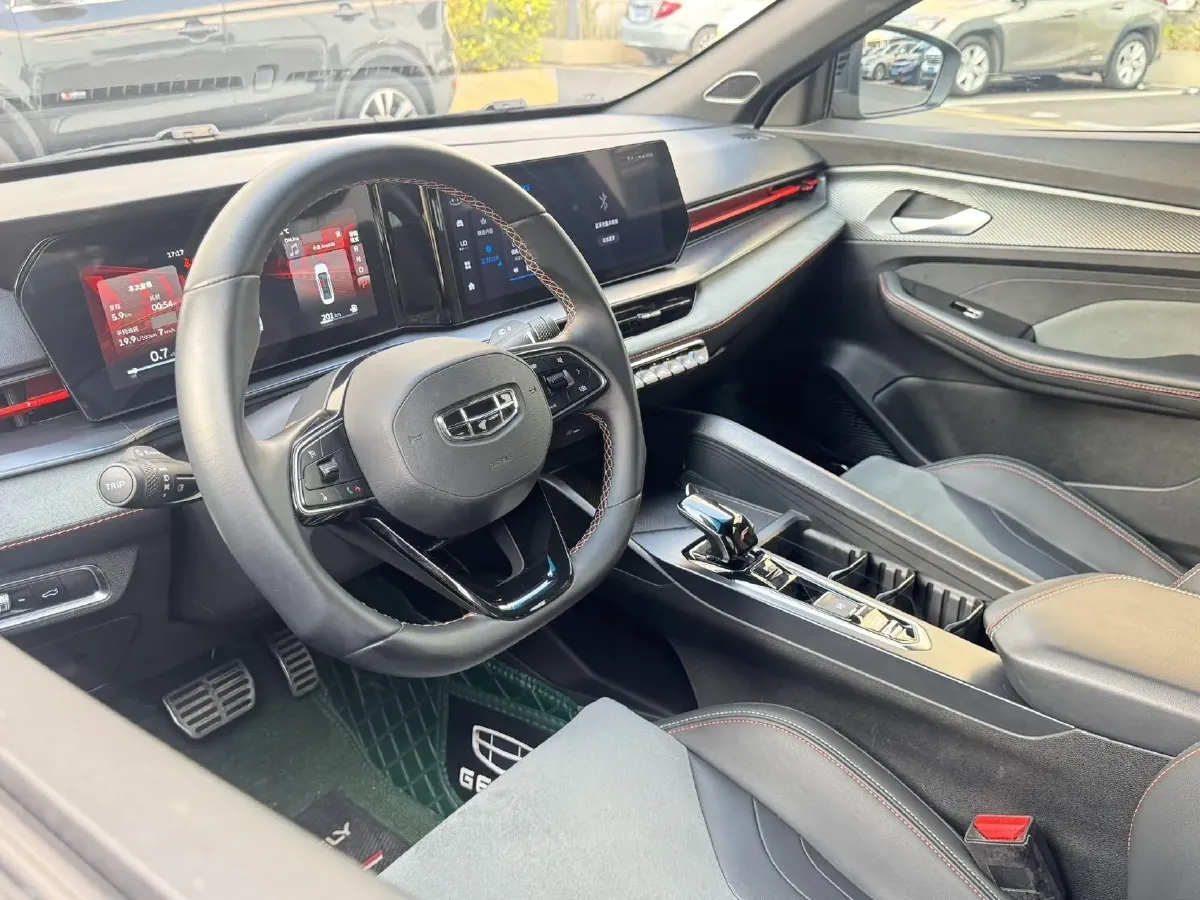 2022 Geely Binray 1.5T 181HP L4 7DCT,autocango,china used car exporter,china ev exporter,chinese used car exporter,chinese used ev exporter