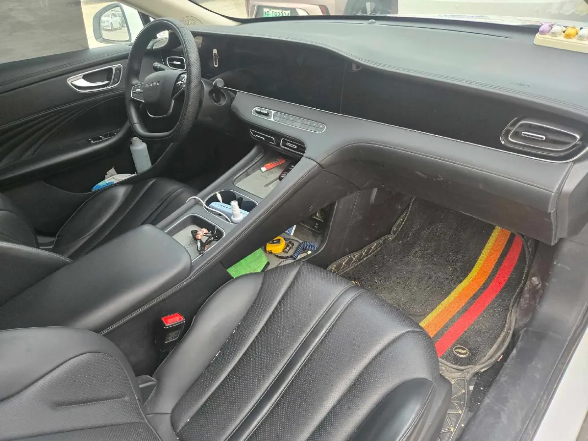 2025 Roewe D7 1.5L 112HP L4 1DHT PHEV 19.7KWH,autocango,china used car exporter,china ev exporter,chinese used car exporter,chinese used ev exporter