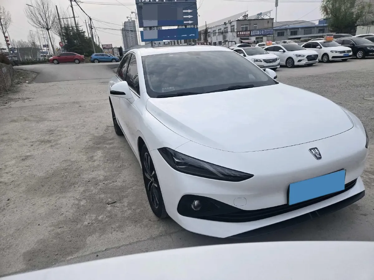 2025 Roewe D7 1.5L 112HP L4 1DHT PHEV 19.7KWH,autocango,china used car exporter,china ev exporter,chinese used car exporter,chinese used ev exporter