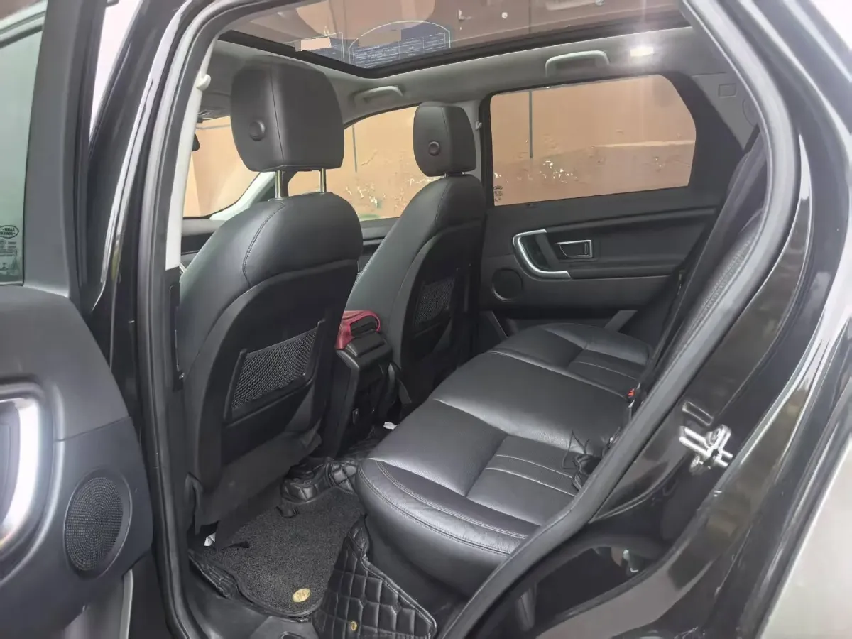 2019 Land Rover Discovery Sport 2.0T 241HP L4 9AT,autocango,china used car exporter,china ev exporter,chinese used car exporter,chinese used ev exporter