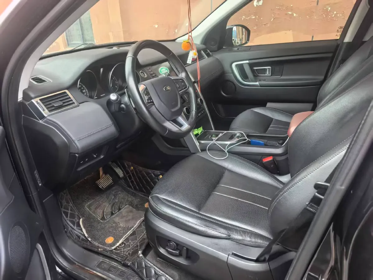 2019 Land Rover Discovery Sport 2.0T 241HP L4 9AT,autocango,china used car exporter,china ev exporter,chinese used car exporter,chinese used ev exporter