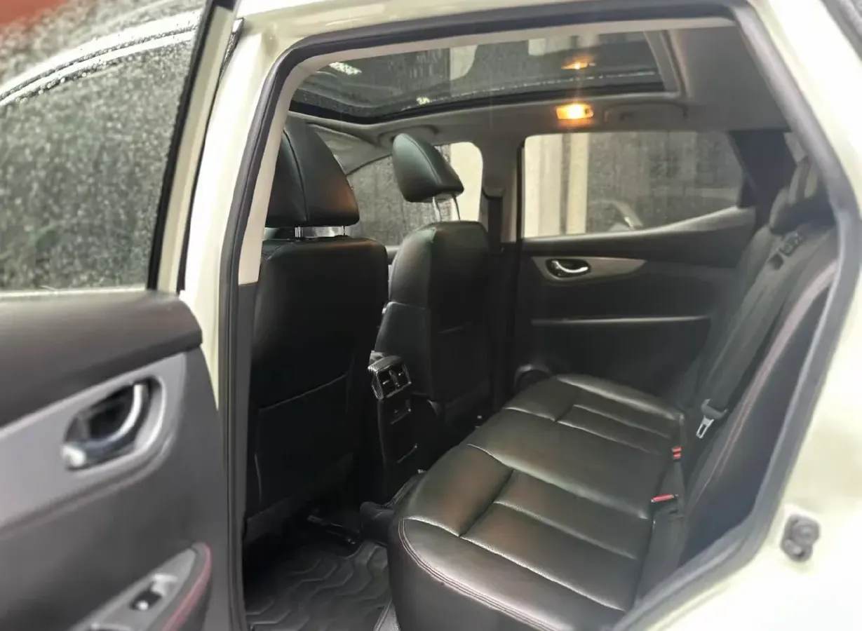 2022 Nissan Qashqai 2.0L 151HP L4 CVT,autocango,china used car exporter,china ev exporter,chinese used car exporter,chinese used ev exporter