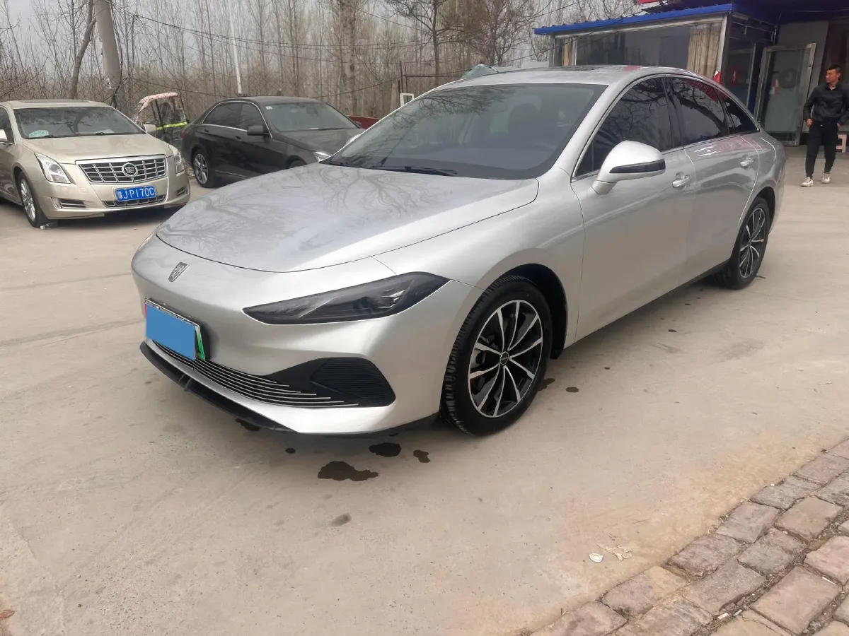 2025 Roewe D7 1.5L 112HP L4 1DHT PHEV 19.7KWH,autocango,china used car exporter,china ev exporter,chinese used car exporter,chinese used ev exporter