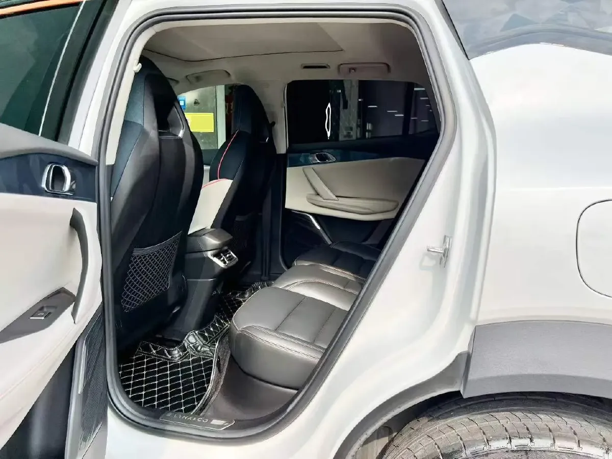 2020 LYNK&CO 06 1.5T 177HP L3 7DCT,autocango,china used car exporter,china ev exporter,chinese used car exporter,chinese used ev exporter