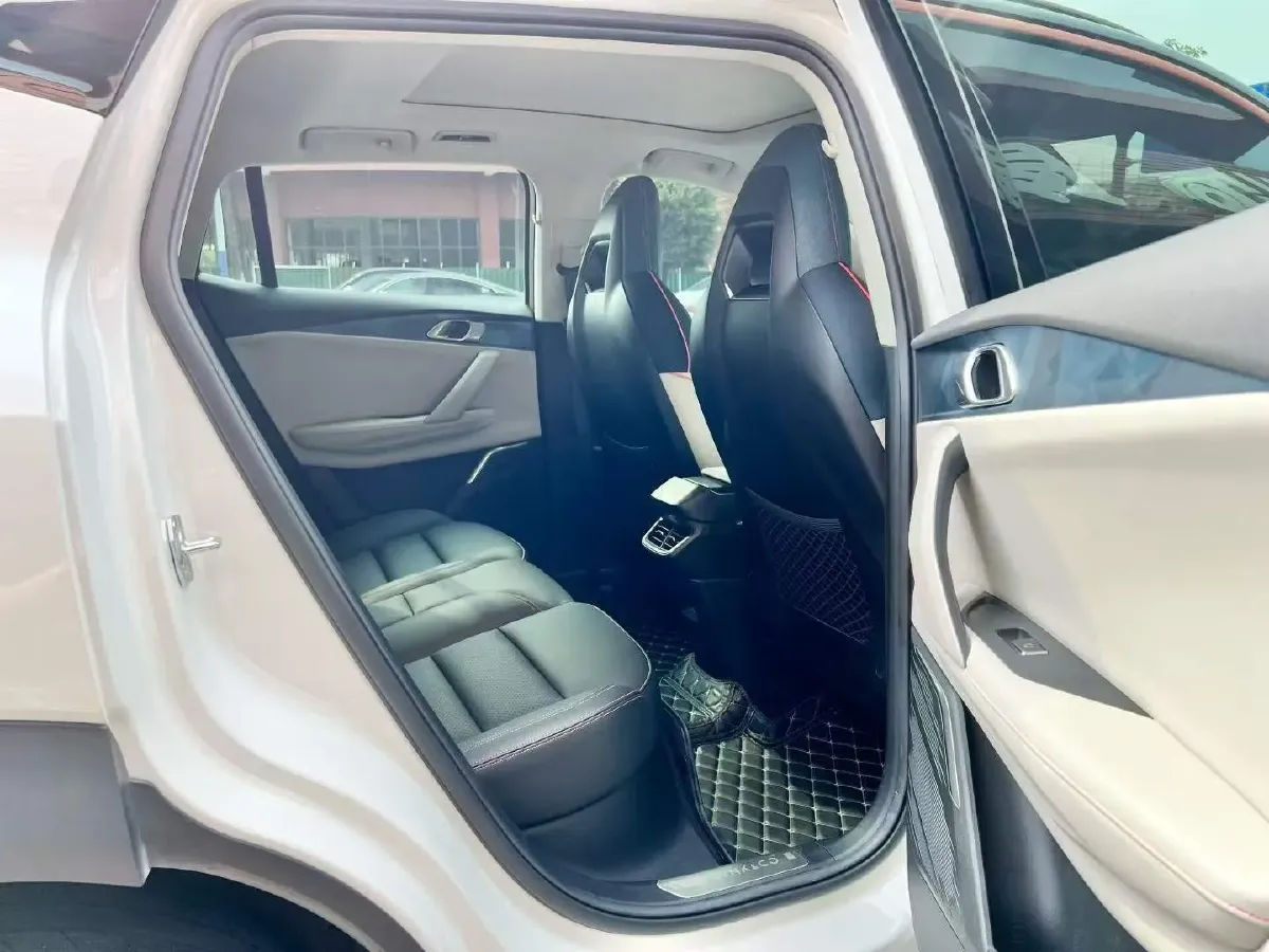 2020 LYNK&CO 06 1.5T 177HP L3 7DCT,autocango,china used car exporter,china ev exporter,chinese used car exporter,chinese used ev exporter