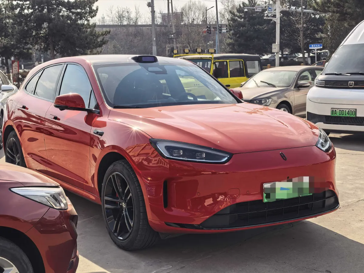 2025 AITO AITO M5 1.5T 152HP L4 REEV 42KWH,autocango,china used car exporter,china ev exporter,chinese used car exporter,chinese used ev exporter