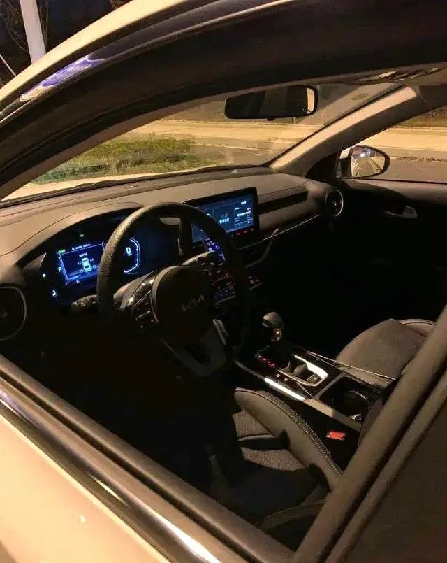 2021 Kia K3 1.5L 115HP L4 CVT,autocango,china used car exporter,china ev exporter,chinese used car exporter,chinese used ev exporter