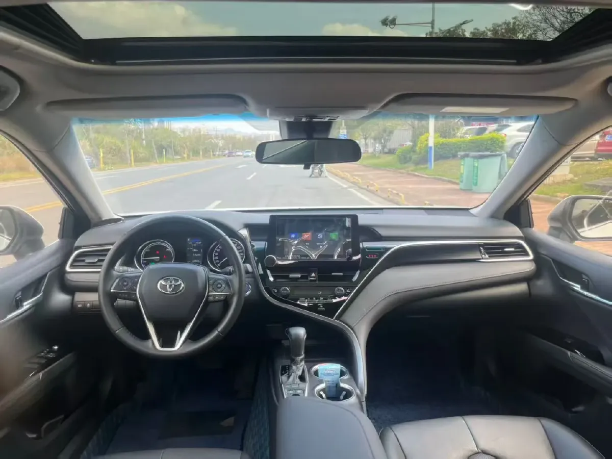 2023 Toyota Camry 2.5L 178HP L4 E-CVT Hybrid,autocango,china used car exporter,china ev exporter,chinese used car exporter,chinese used ev exporter