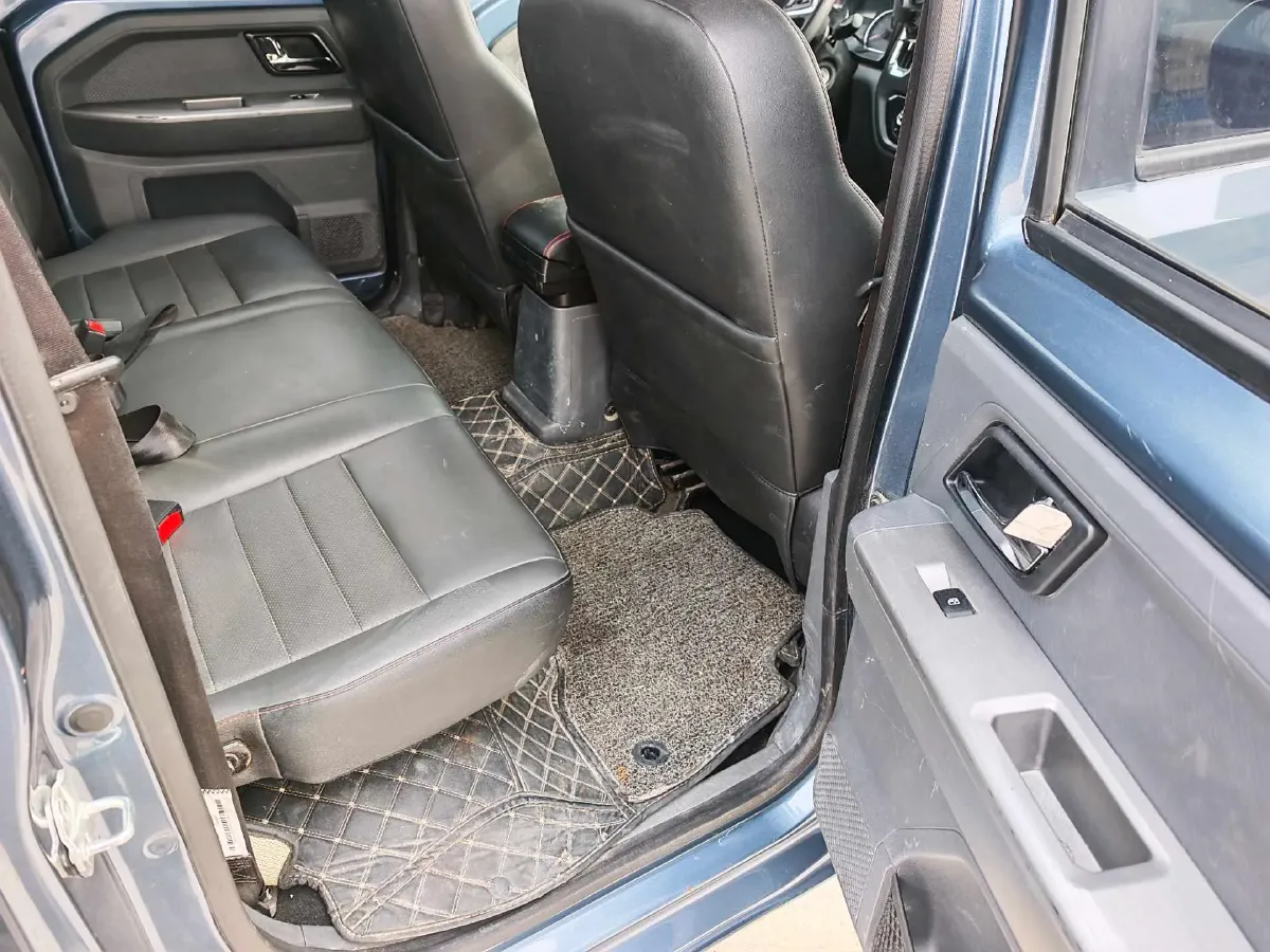 2021 WuLing ZhentTu 1.5L 99HP L4 5MT,autocango,china used car exporter,china ev exporter,chinese used car exporter,chinese used ev exporter