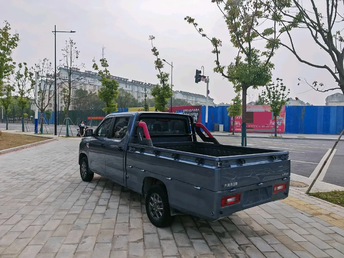 2021 WuLing ZhentTu 1.5L 99HP L4 5MT,autocango,china used car exporter,china ev exporter,chinese used car exporter,chinese used ev exporter