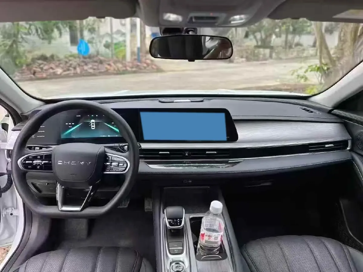 2024 Fulwin FulwinA8 1.5T 156HP L4 1DHT PHEV 18.3KWH,autocango,china used car exporter,china ev exporter,chinese used car exporter,chinese used ev exporter