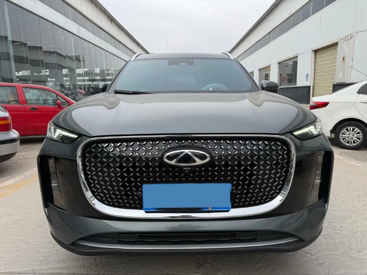 2025 Chery Tiggo 8 Plus 1.6T 197HP L4 7DCT,autocango,china used car exporter,china ev exporter,chinese used car exporter,chinese used ev exporter