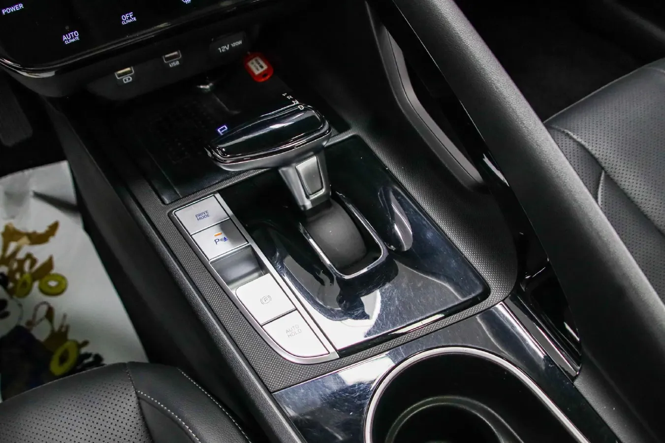 2022 Hyundai Elantra 1.5L 115HP L4 CVT,autocango,china used car exporter,china ev exporter,chinese used car exporter,chinese used ev exporter