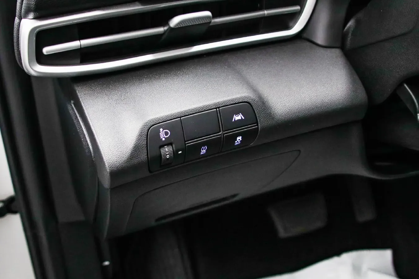 2022 Hyundai Elantra 1.5L 115HP L4 CVT,autocango,china used car exporter,china ev exporter,chinese used car exporter,chinese used ev exporter