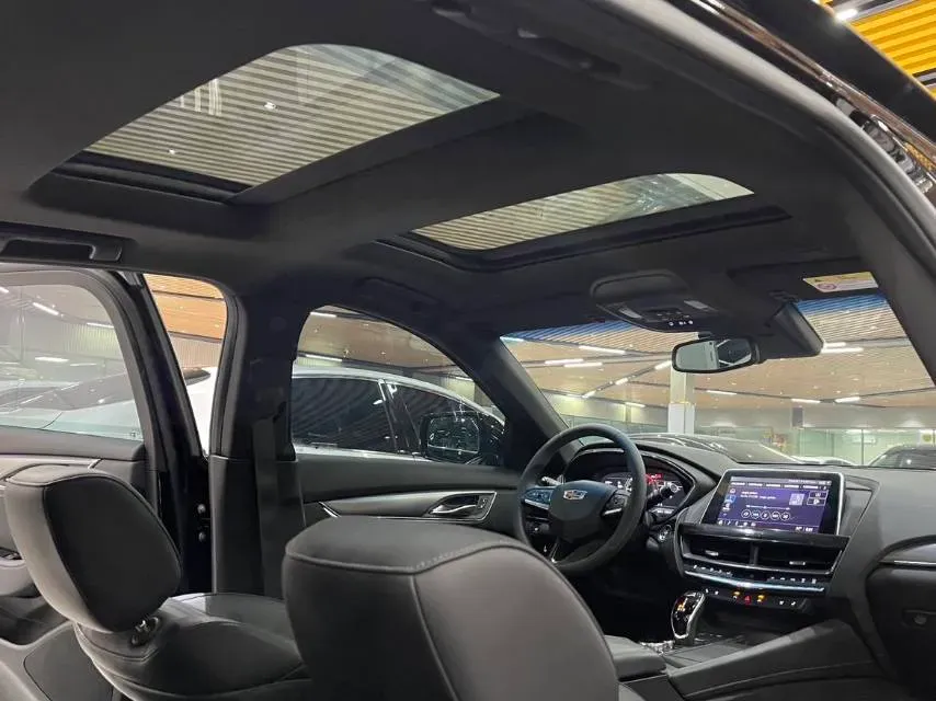 2023 Cadillac CT5 2.0T 237HP L4 10AT,autocango,china used car exporter,china ev exporter,chinese used car exporter,chinese used ev exporter