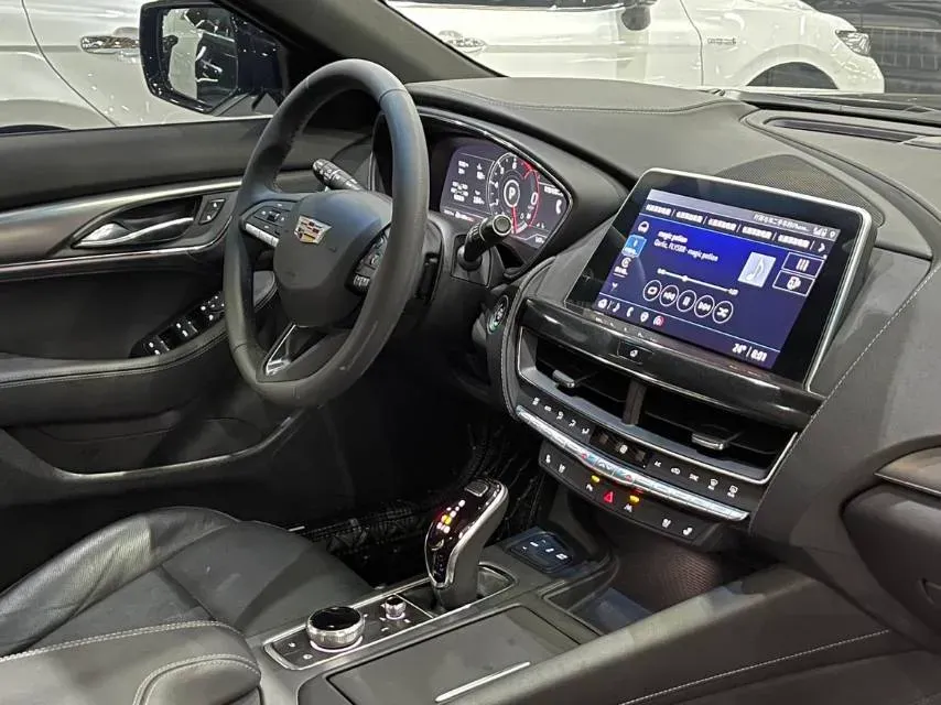 2023 Cadillac CT5 2.0T 237HP L4 10AT,autocango,china used car exporter,china ev exporter,chinese used car exporter,chinese used ev exporter