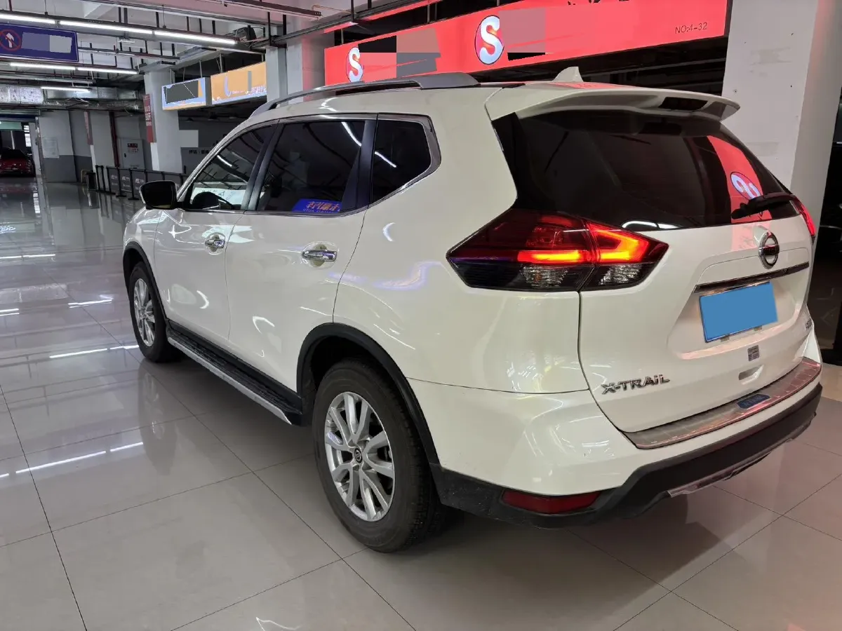 2023 Nissan X-Trail 2.0L 151HP L4 CVT,autocango,china used car exporter,china ev exporter,chinese used car exporter,chinese used ev exporter