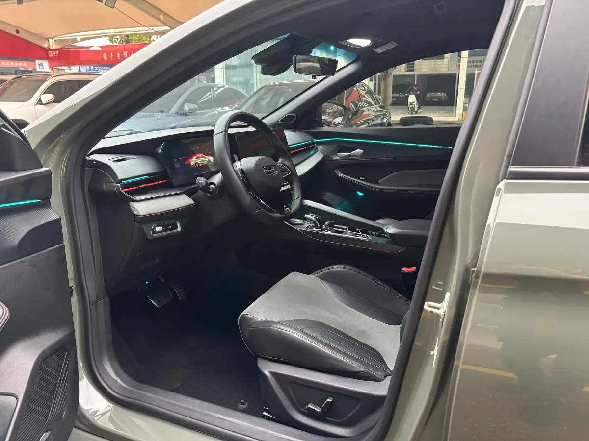 2022 Geely Binray 1.5T 181HP L4 7DCT,autocango,china used car exporter,china ev exporter,chinese used car exporter,chinese used ev exporter