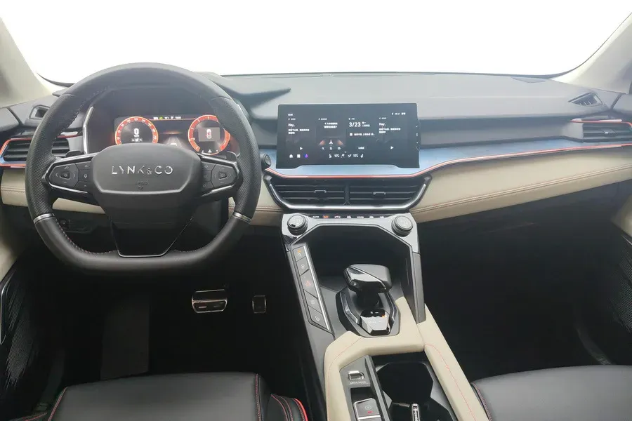 2020 LYNK&CO 06 1.5T 177HP L3 7DCT,autocango,china used car exporter,china ev exporter,chinese used car exporter,chinese used ev exporter