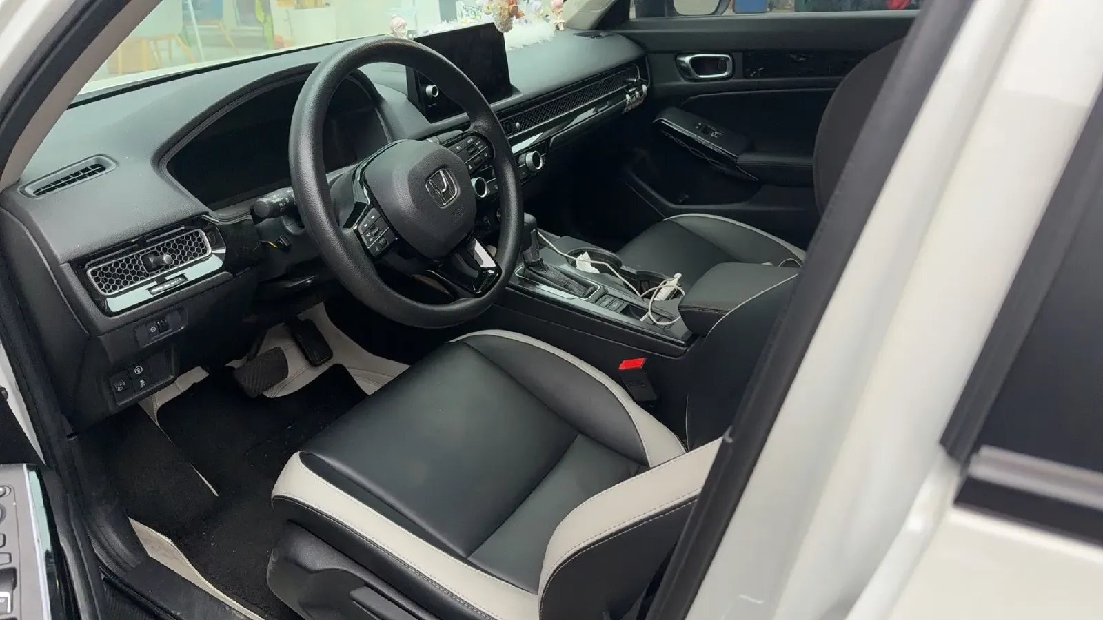 2023 Honda Civic 1.5T 182HP L4 CVT,autocango,china used car exporter,china ev exporter,chinese used car exporter,chinese used ev exporter