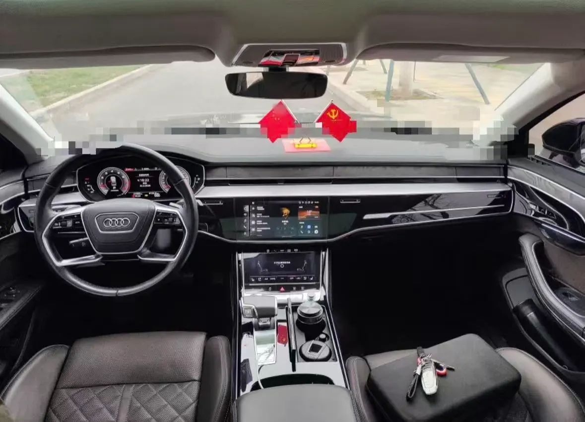 2024 Audi A8 3.0T 286HP V6 8AT,autocango,china used car exporter,china ev exporter,chinese used car exporter,chinese used ev exporter