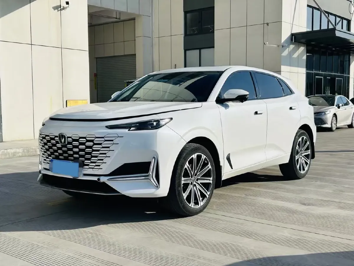 2023 ChangAn UNI-K 2.0T 233HP L4 8AT,autocango,china used car exporter,china ev exporter,chinese used car exporter,chinese used ev exporter