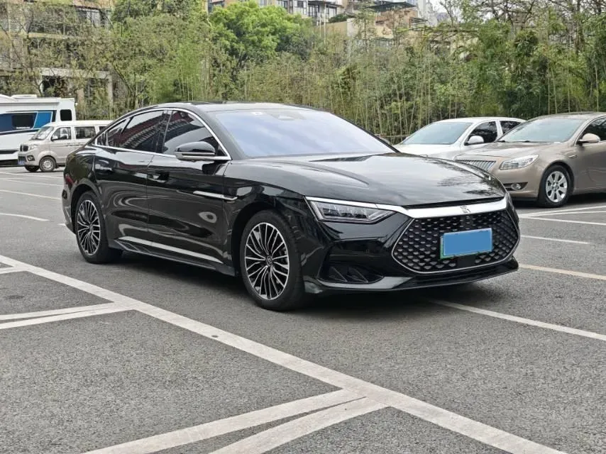 2022 Volkswagen Tiguan L 2.0T 186HP L4 7DCT,autocango,china used car exporter,china ev exporter,chinese used car exporter,chinese used ev exporter