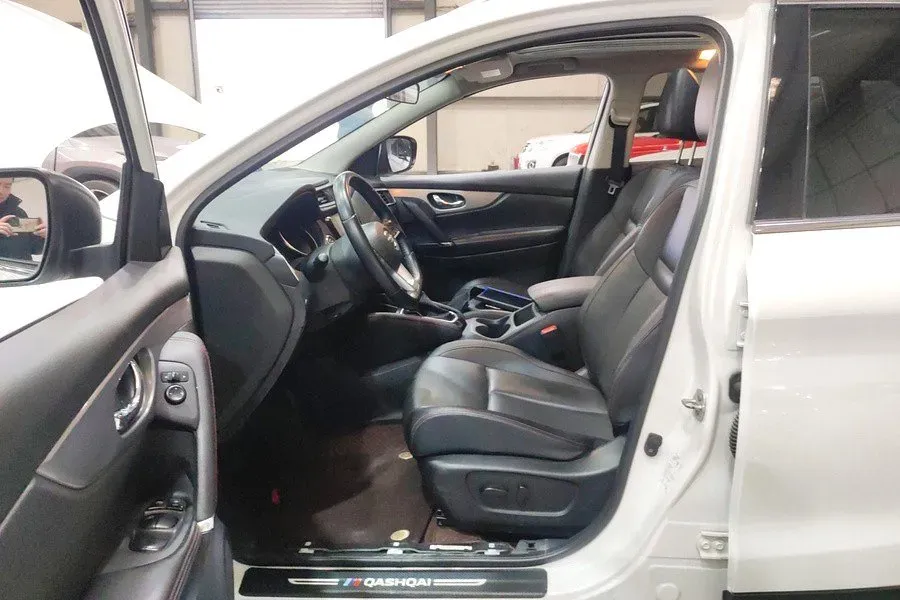 2022 Nissan Qashqai 2.0L 151HP L4 CVT,autocango,china used car exporter,china ev exporter,chinese used car exporter,chinese used ev exporter