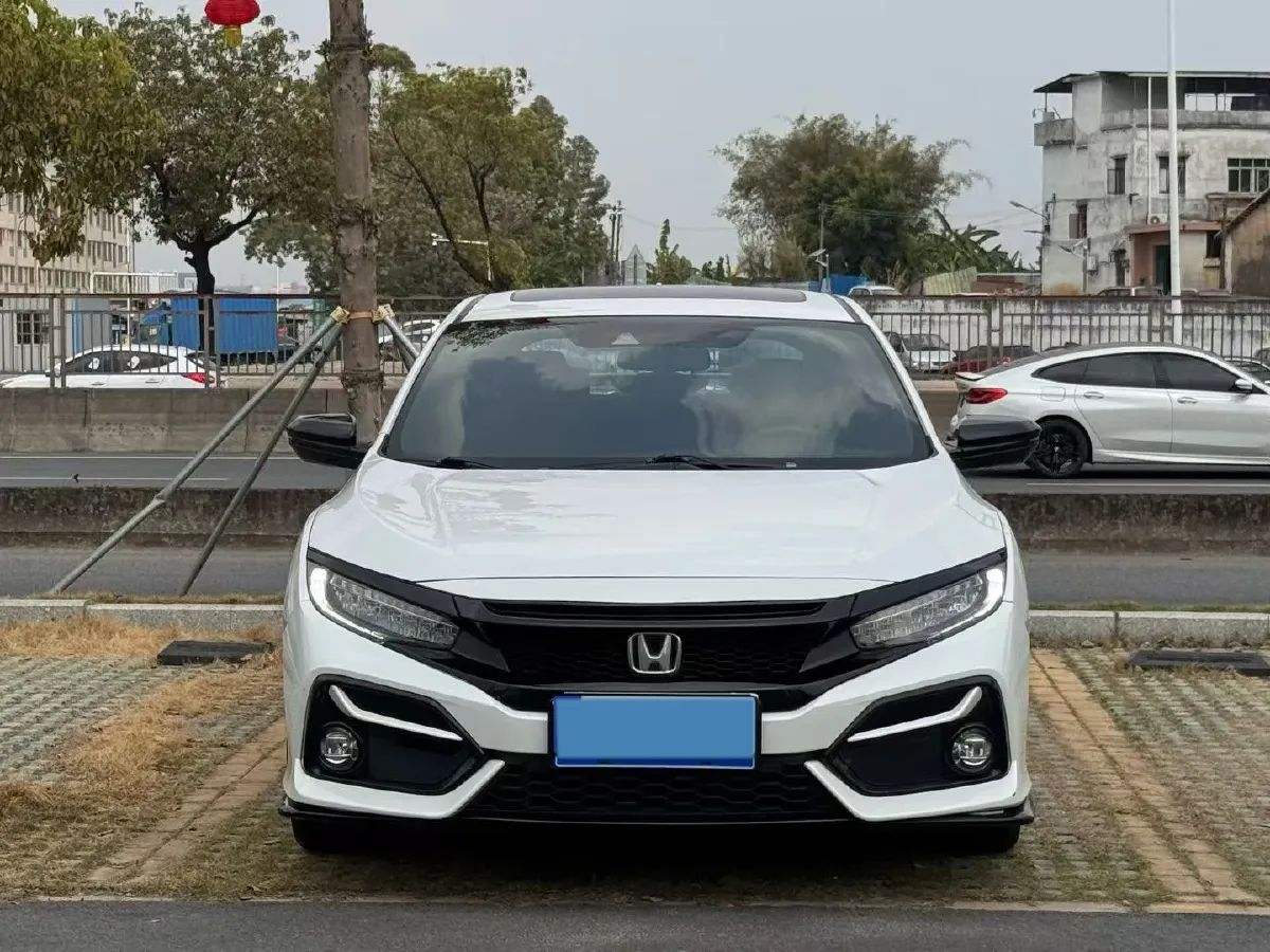 2021 Honda Civic 1.5T 177HP L4 6MT,autocango,china used car exporter,china ev exporter,chinese used car exporter,chinese used ev exporter