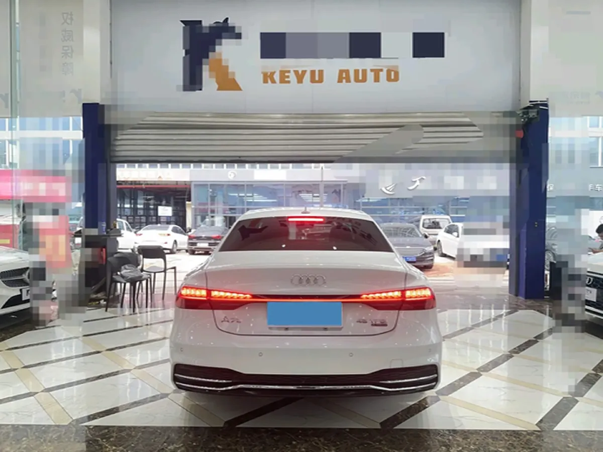 2022 Jeep Wrangler 2.0T 266HP L4 8AT,autocango,china used car exporter,china ev exporter,chinese used car exporter,chinese used ev exporter