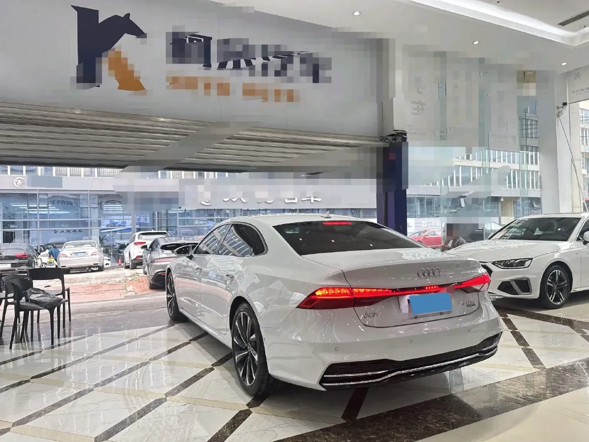 2022 Jeep Wrangler 2.0T 266HP L4 8AT,autocango,china used car exporter,china ev exporter,chinese used car exporter,chinese used ev exporter