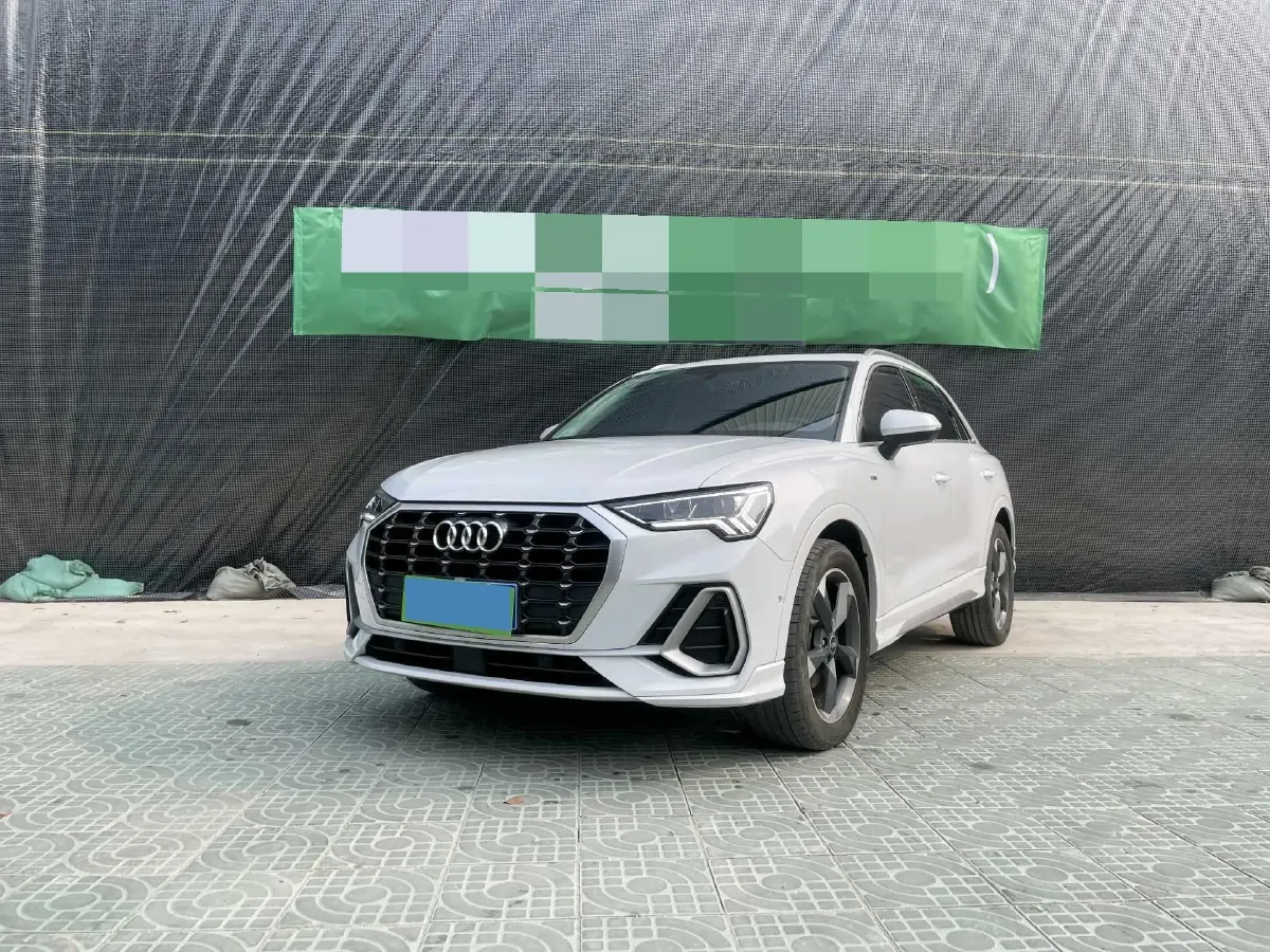 2023 Audi Q3 1.4T 150HP L4 7DCT,autocango,china used car exporter,china ev exporter,chinese used car exporter,chinese used ev exporter