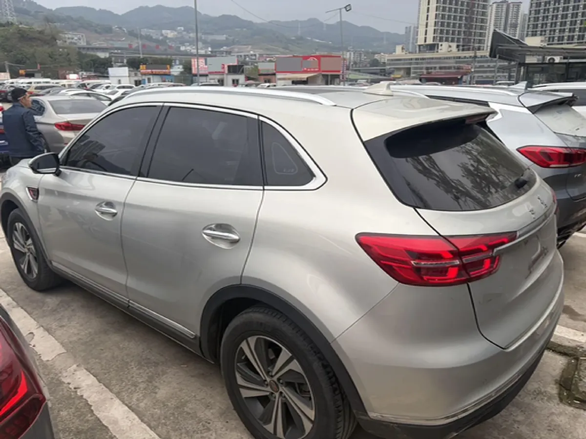 2019 HongQi HS5 2.0T 224HP L4 6AT,autocango,china used car exporter,china ev exporter,chinese used car exporter,chinese used ev exporter