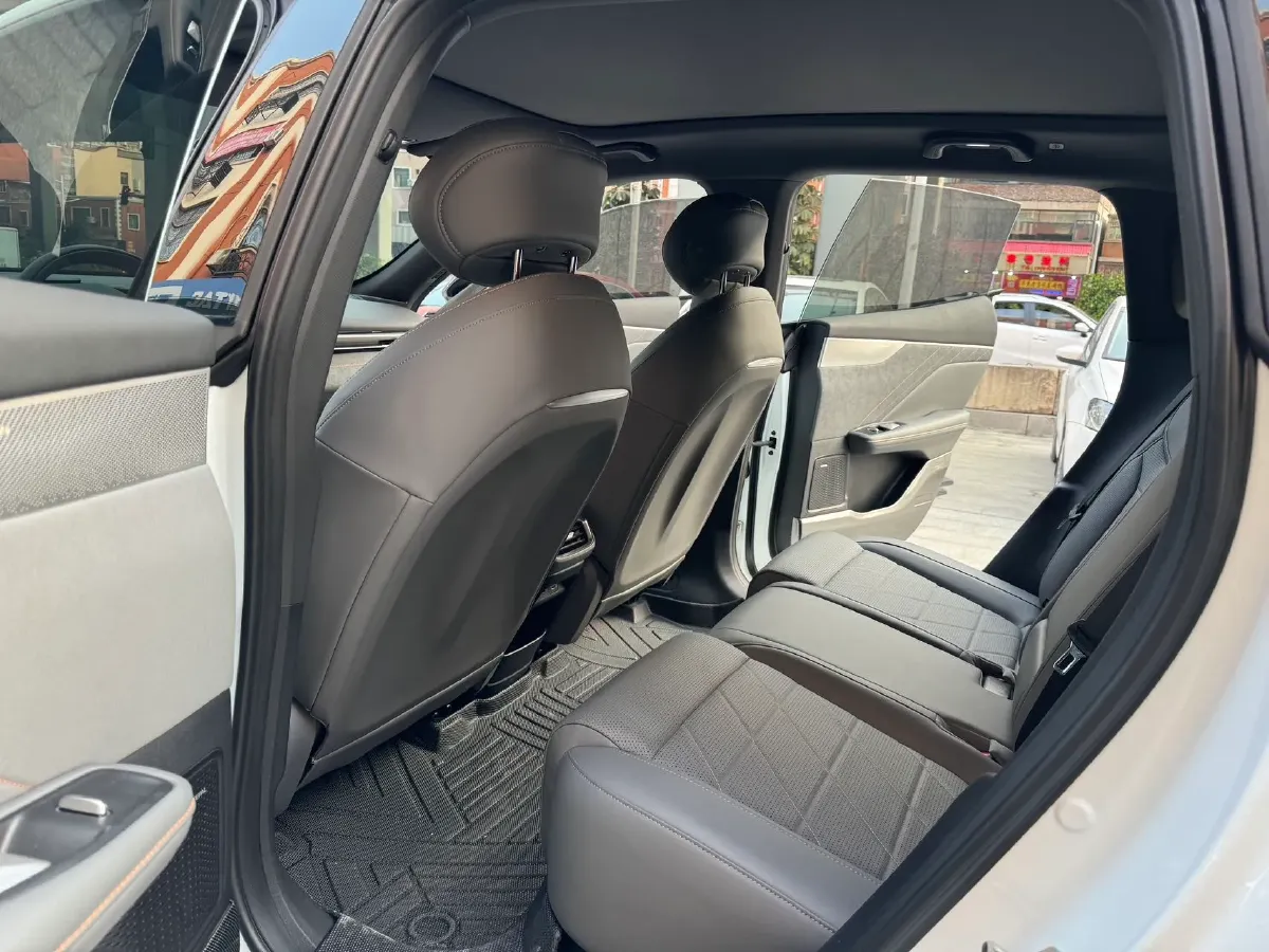 2025 ChangAn QiYuan A07 BEV 56.1KWH,autocango,china used car exporter,china ev exporter,chinese used car exporter,chinese used ev exporter