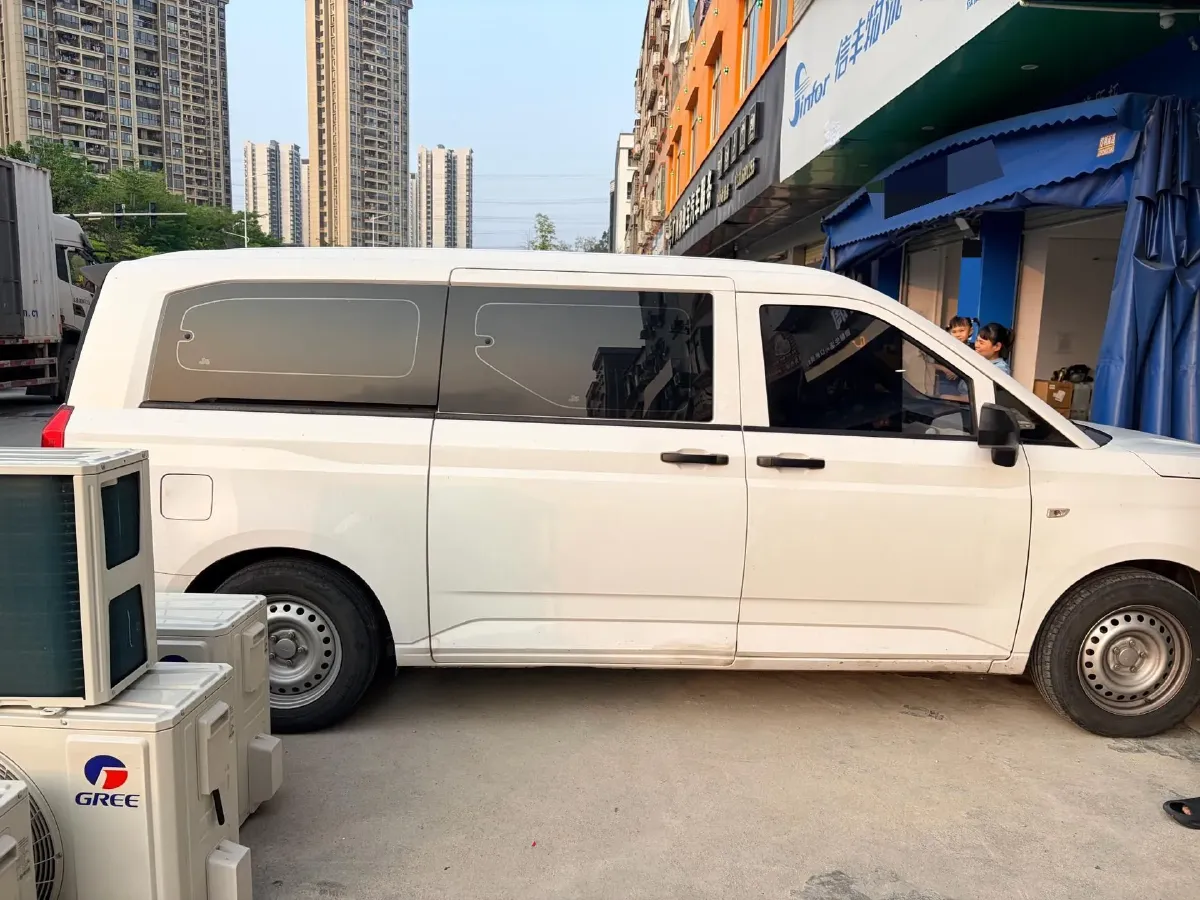 2021 WuLing ZhengChen 1.5T 147HP L4 6MT,autocango,china used car exporter,china ev exporter,chinese used car exporter,chinese used ev exporter