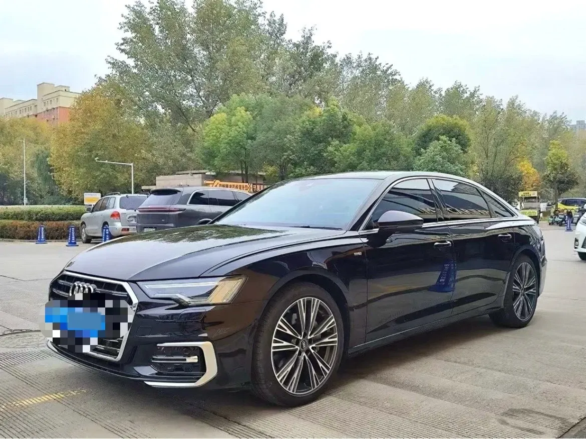 2023 Audi A6L 2.0T 245HP L4 7DCT,autocango,china used car exporter,china ev exporter,chinese used car exporter,chinese used ev exporter