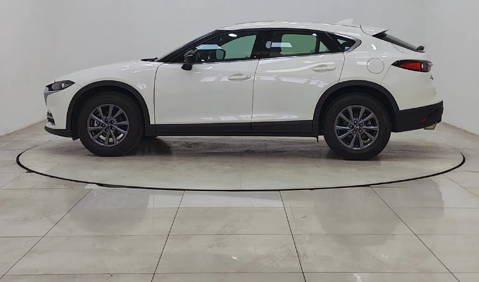 2021 Mazda CX-4 2.0L 158HP L4 6AT,autocango,china used car exporter,china ev exporter,chinese used car exporter,chinese used ev exporter