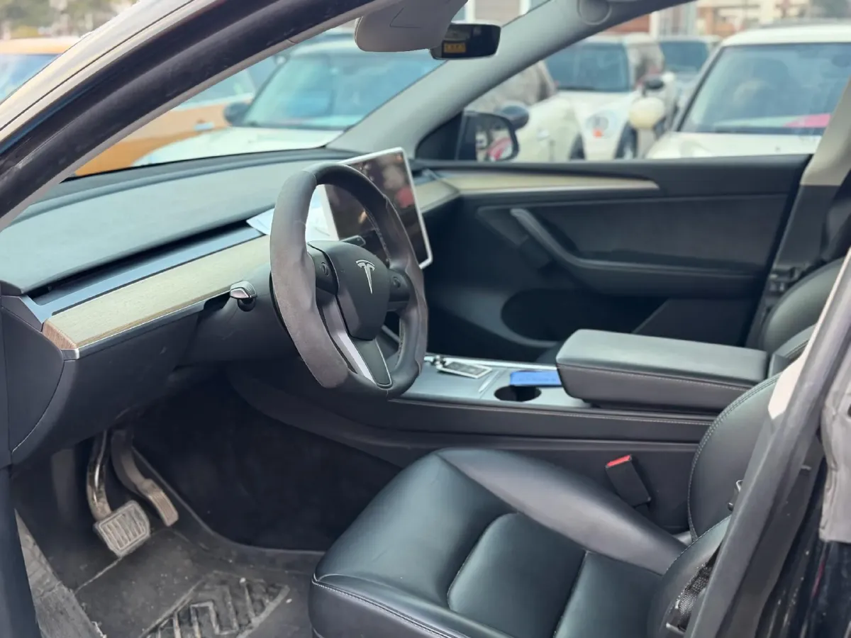 2022 Tesla Model Y BEV 60KWH,autocango,china used car exporter,china ev exporter,chinese used car exporter,chinese used ev exporter