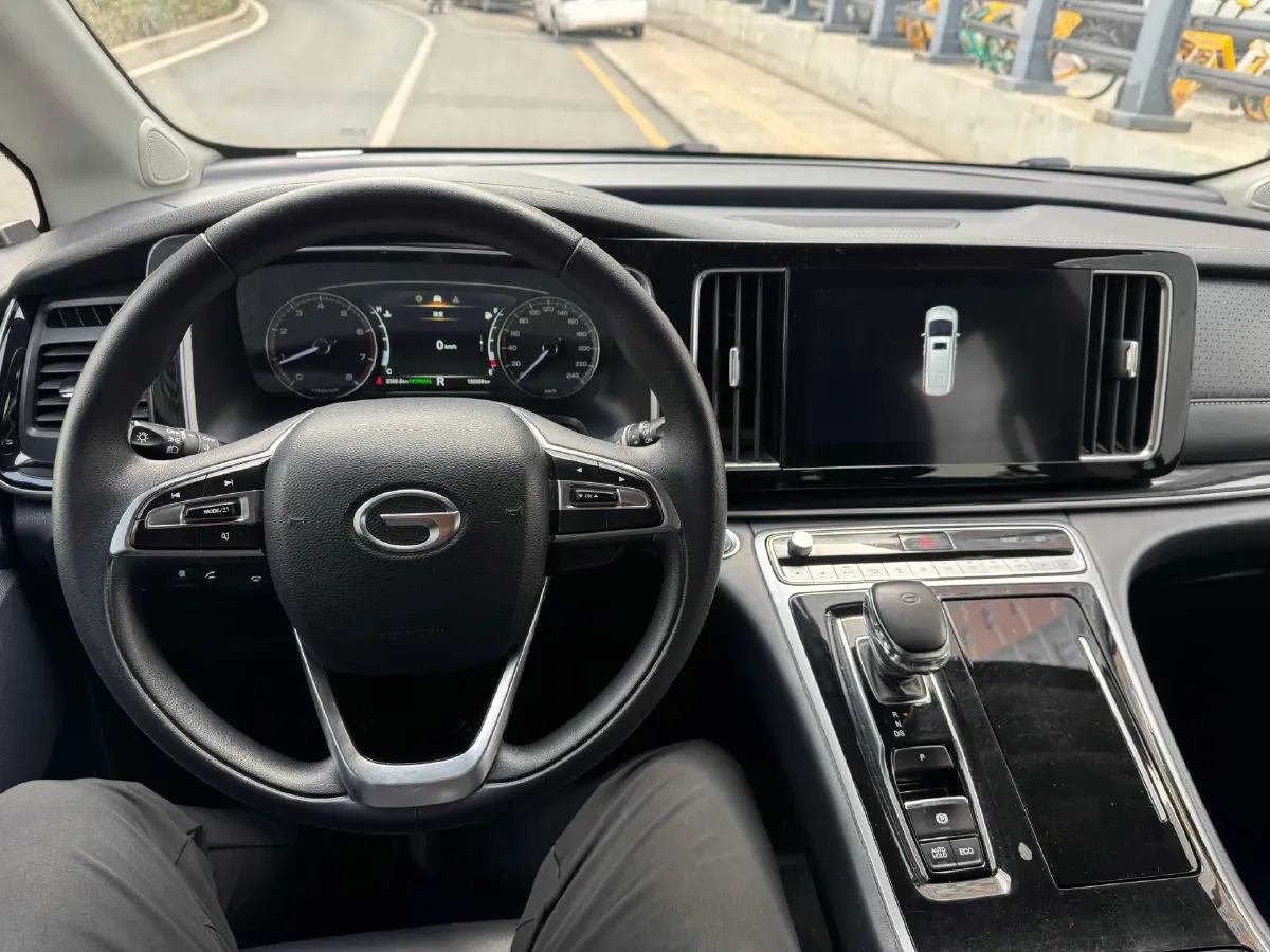 2021 GAC Trumpchi M8 2.0T 252HP L4 8AT,autocango,china used car exporter,china ev exporter,chinese used car exporter,chinese used ev exporter