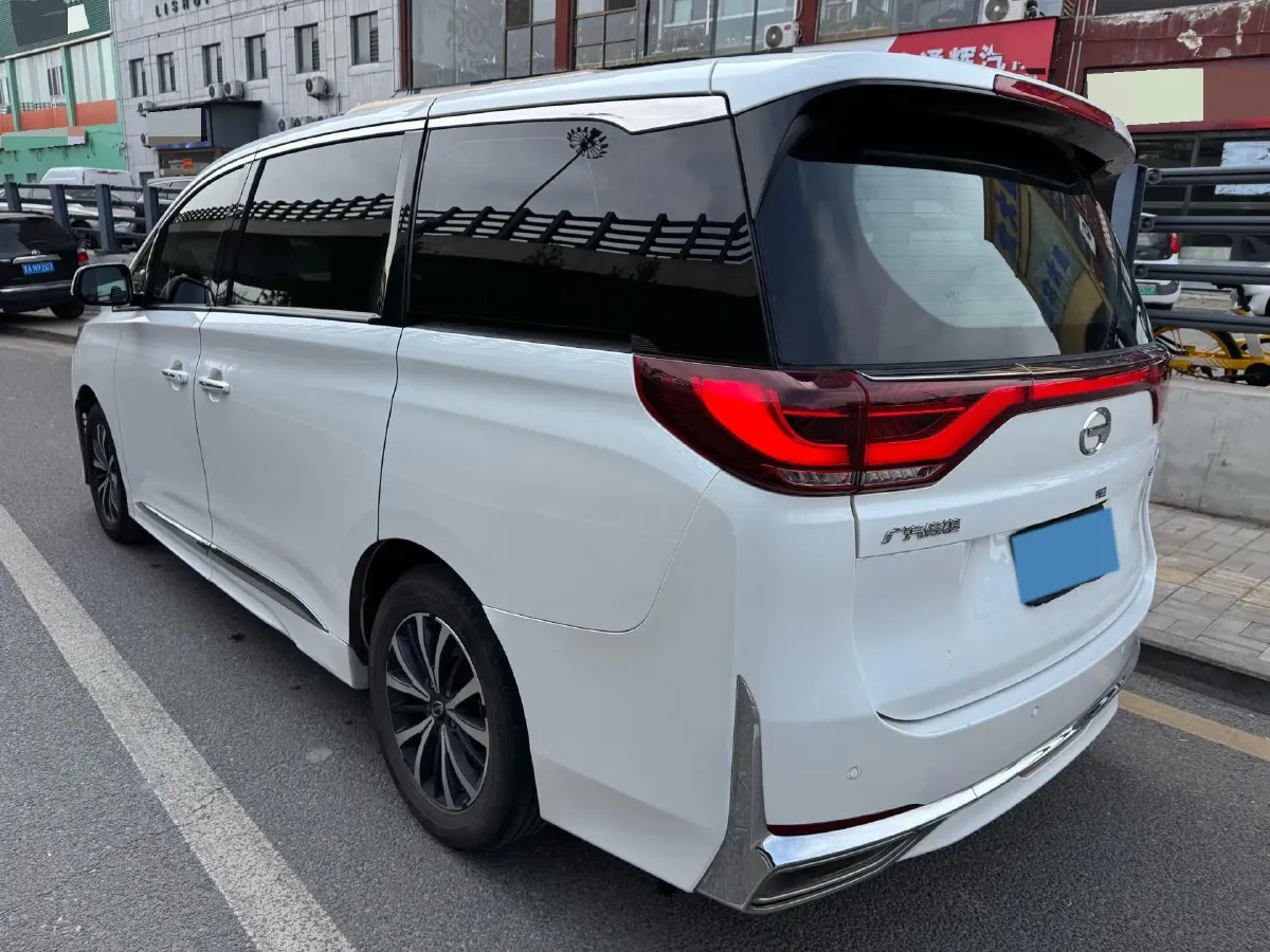 2021 GAC Trumpchi M8 2.0T 252HP L4 8AT,autocango,china used car exporter,china ev exporter,chinese used car exporter,chinese used ev exporter