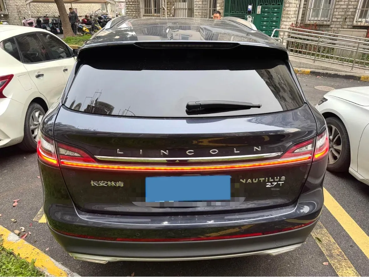 2022 Lincoln Nautilus 2.7T 322HP V6 8AT,autocango,china used car exporter,china ev exporter,chinese used car exporter,chinese used ev exporter