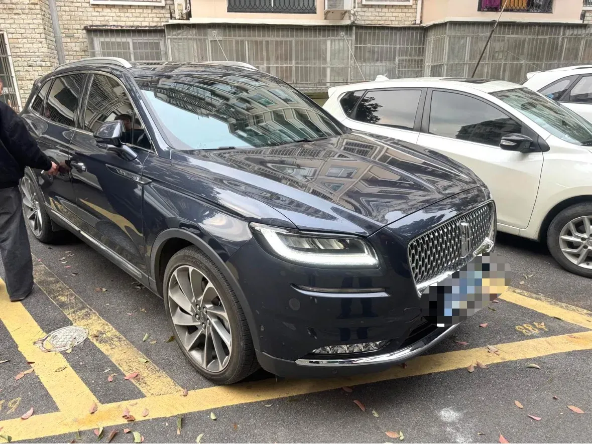 2022 Lincoln Nautilus 2.7T 322HP V6 8AT,autocango,china used car exporter,china ev exporter,chinese used car exporter,chinese used ev exporter