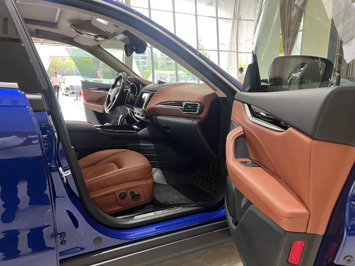 2019 Maserati Levante 3.0T 350HP V6 8AT,autocango,china used car exporter,china ev exporter,chinese used car exporter,chinese used ev exporter